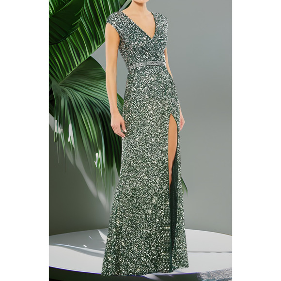 (60% OFF) NWT Mac Duggal Forest Green Sequin Embellished Trumpet Gown MSRP: $675 - Picture 2 of 7